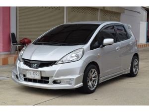 Honda Jazz 1.5 (ปี 2014) V i-VTEC Hatchback